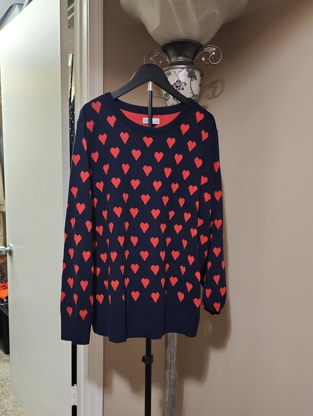 croft & barrow Navy Sweater with Red Heart Knit